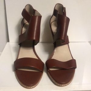 very comfortable shoes by louise et cie size 10 brown and tan